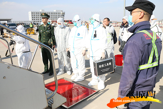 首次进境活体海洋哺乳动物口岸检疫查验圆满完成